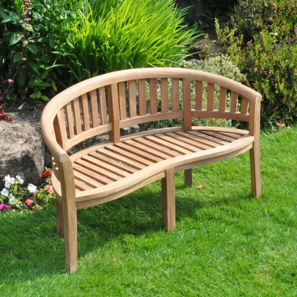 CURVED BENCH